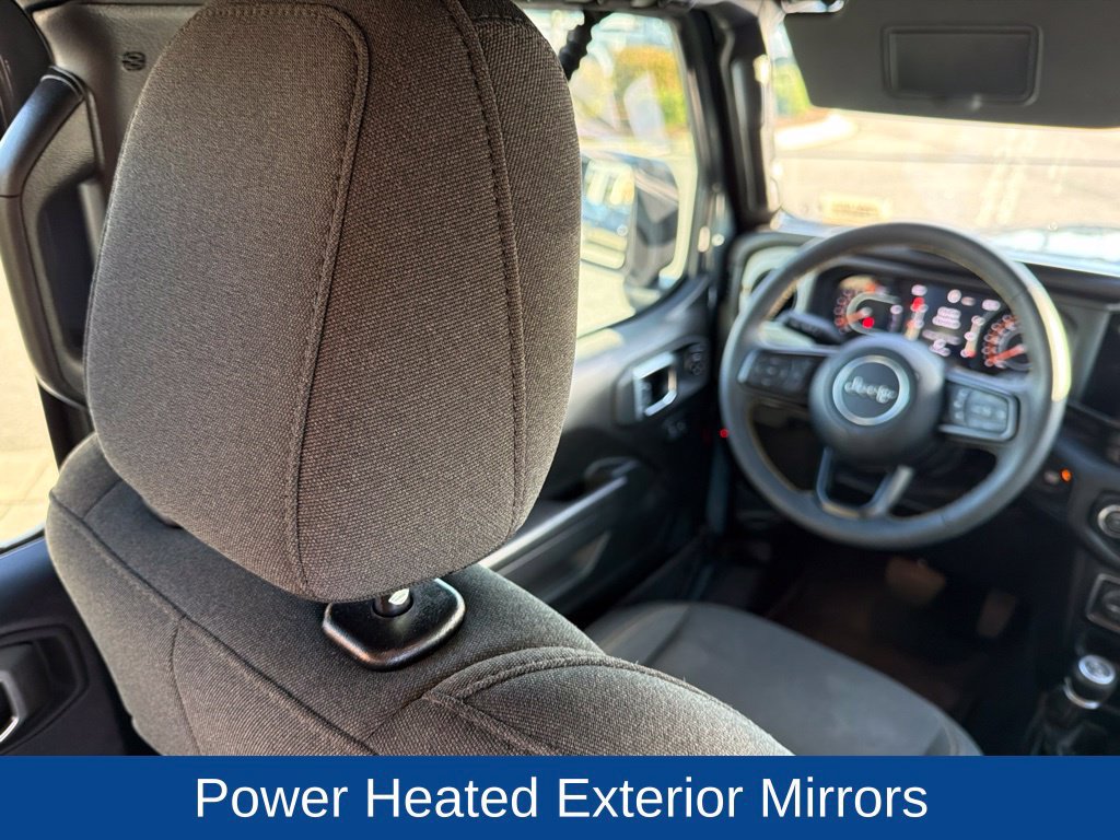 Used 2024 Jeep Wrangler Unlimited Sport AWD/4WD image 15