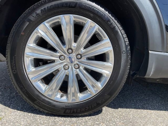 Certified 2023 Ford Explorer Limited w/ Limited Technology Package AWD/4WD image 8
