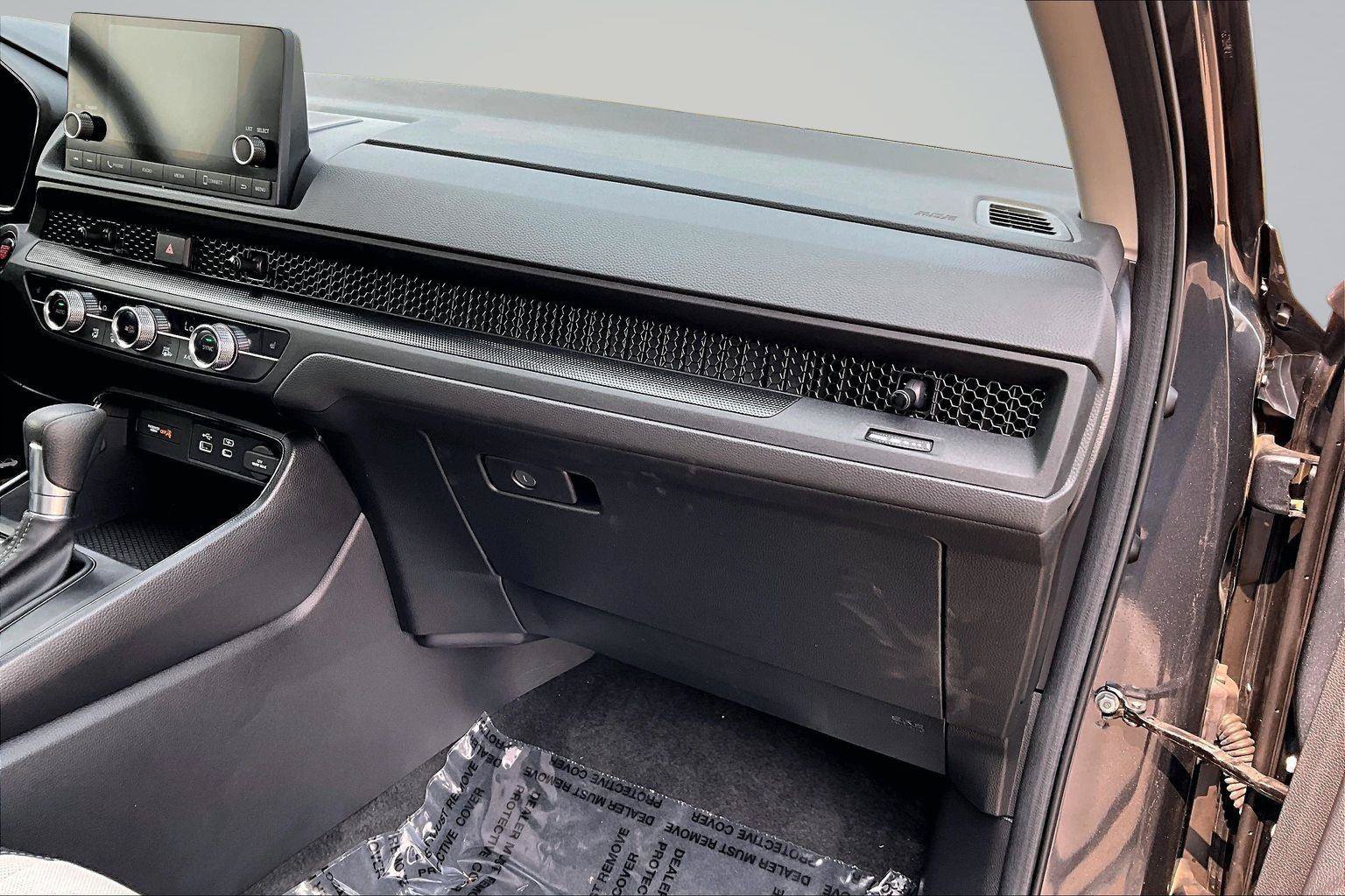 Used 2025 Honda CR-V EX image 18