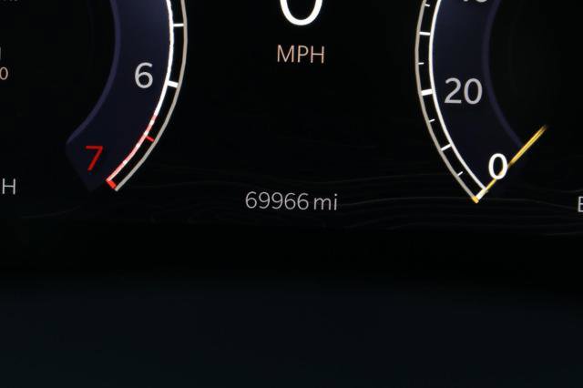 Used 2022 Jeep Grand Cherokee Altitude AWD/4WD image 38