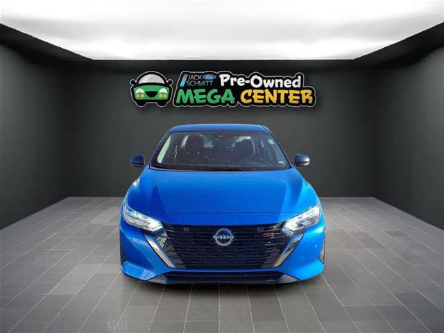 Used 2025 Nissan Sentra SR FWD image 19