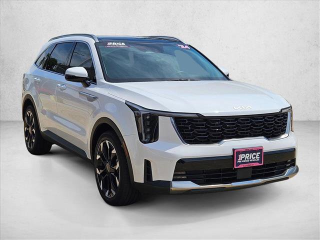 Used 2024 Kia Sorento EX w/ Panoramic Sunroof Package FWD image 3