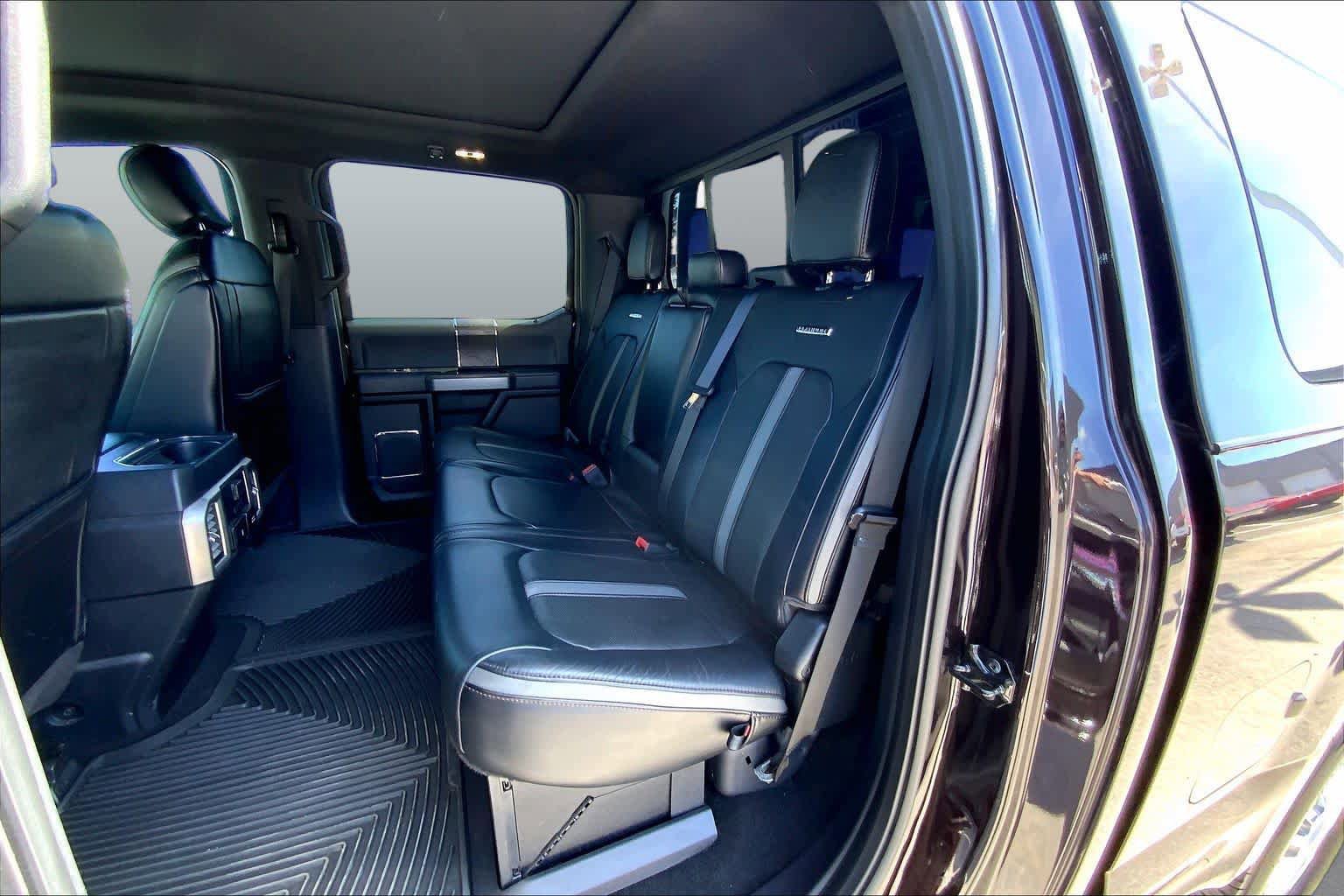 Certified 2019 Ford F250 Platinum w/ Platinum Ultimate Package AWD/4WD image 21
