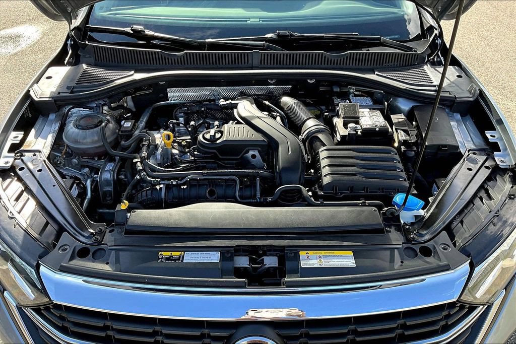 Used 2024 Volkswagen Jetta SE FWD image 32
