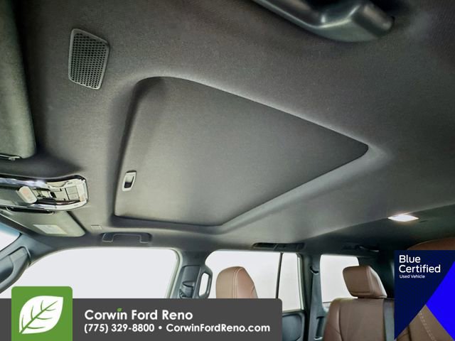 Used 2025 Toyota Land Cruiser image 25