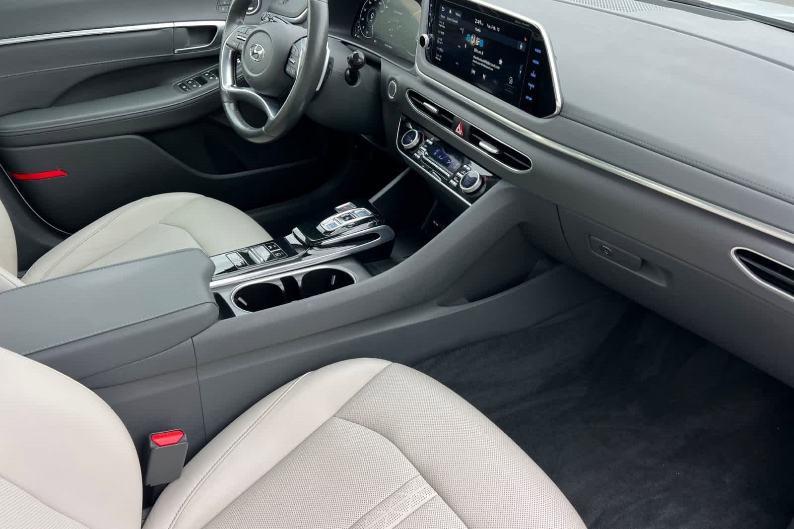 Used 2020 Hyundai Sonata Limited image 16