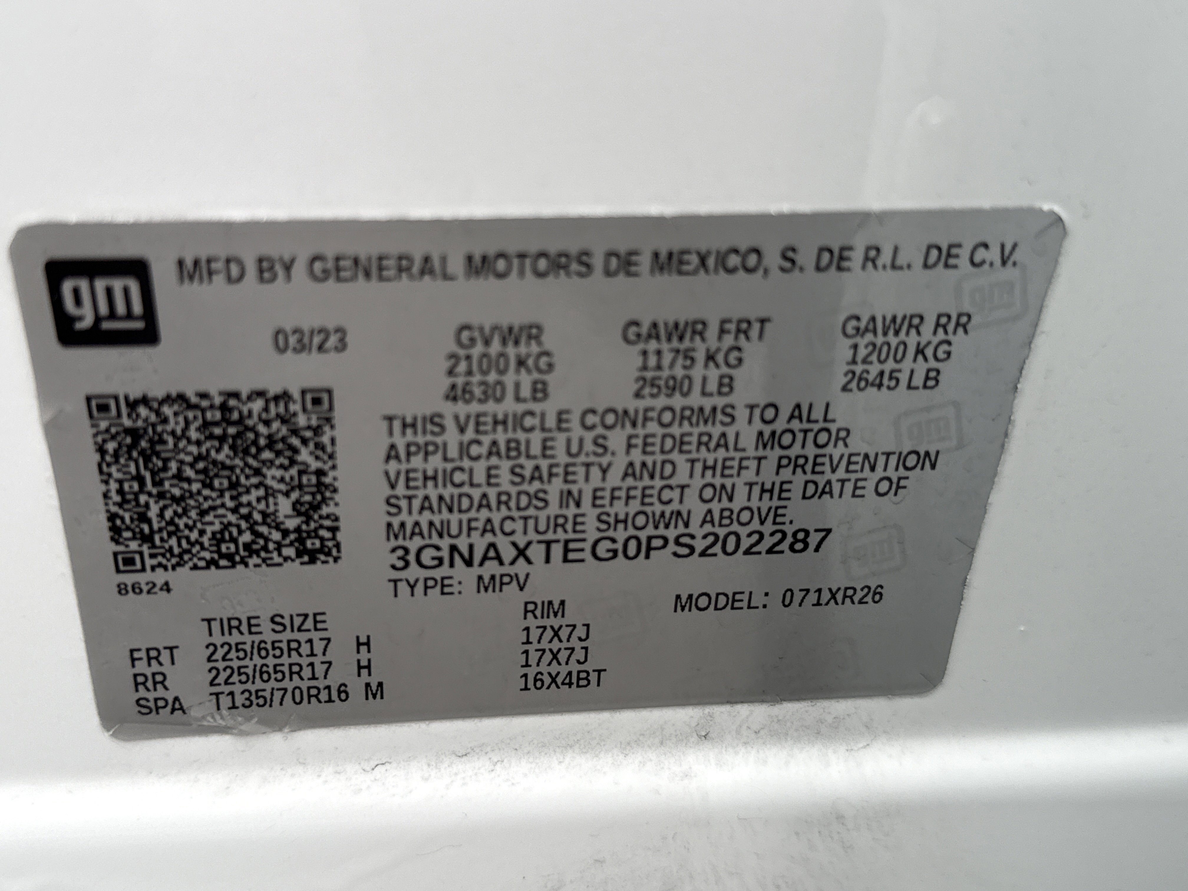 Used 2023 Chevrolet Equinox LT w/ LPO, Floor Liner Package image 31