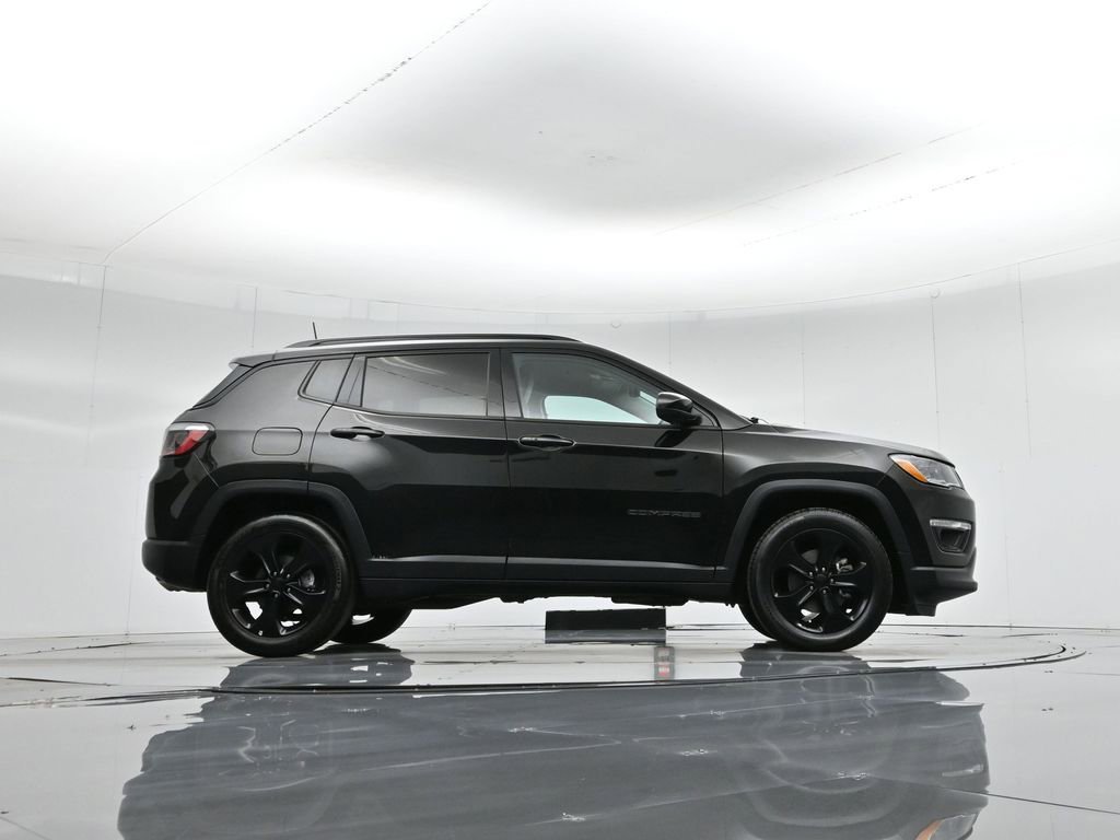 Used 2021 Jeep Compass Latitude image 50