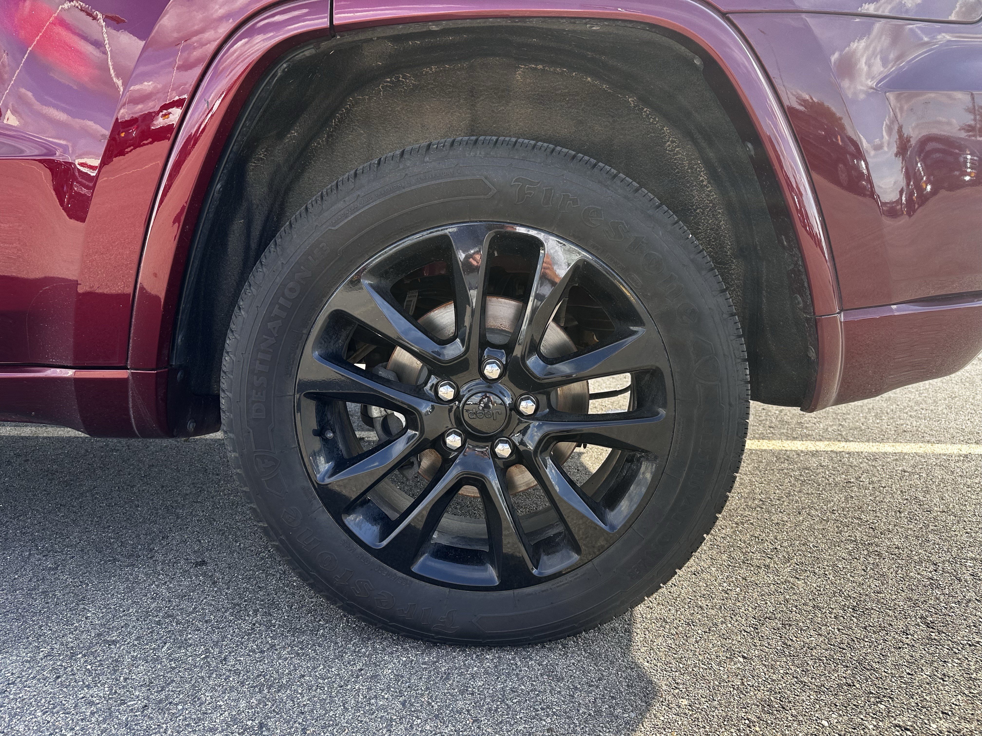 Used 2020 Jeep Grand Cherokee Altitude AWD/4WD image 9