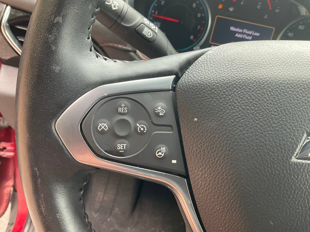 Used 2022 Chevrolet Traverse RS FWD image 21