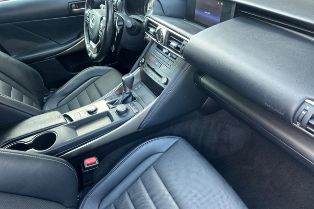 Used 2019 Lexus IS 300 F Sport image 18