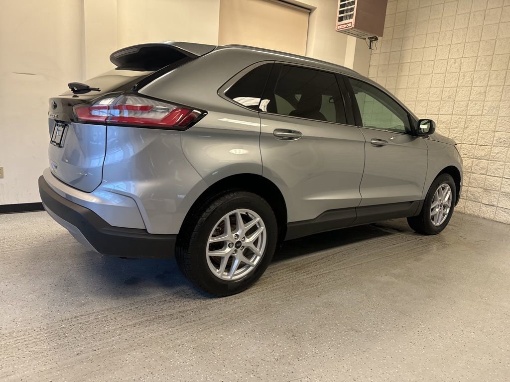 Certified 2024 Ford Edge SEL w/ Convenience Package AWD/4WD image 45