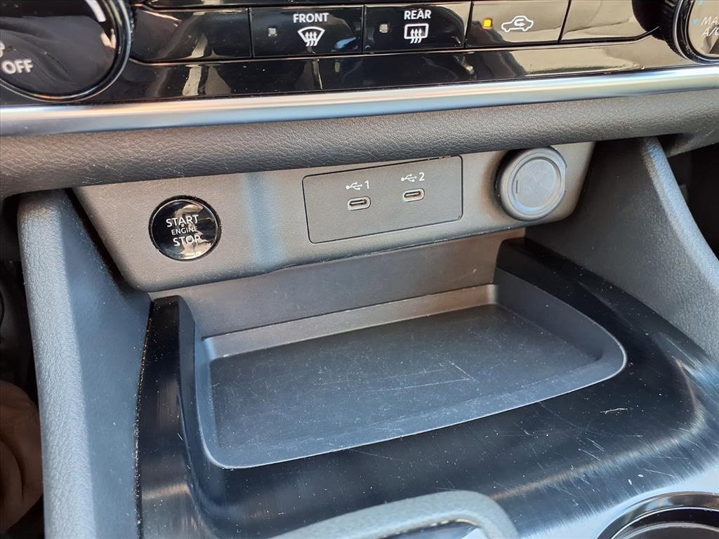 Used 2024 Nissan Rogue S image 11