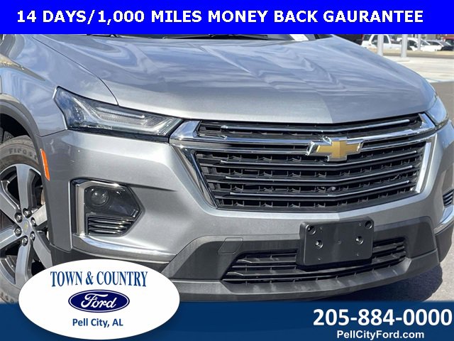 Used 2023 Chevrolet Traverse LT w/ LT Premium Package image 2