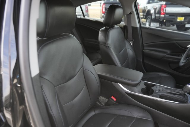 Used 2017 Chevrolet Volt Premier w/ Driver Confidence II Package image 19