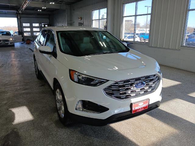 Certified 2023 Ford Edge Titanium image 7