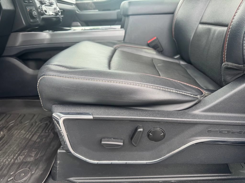 Certified 2024 Ford F250 Lariat w/ Lariat Ultimate Package AWD/4WD image 6