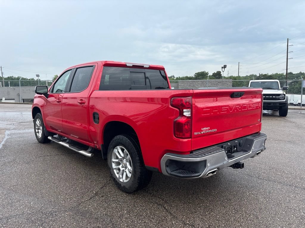 Used 2025 Chevrolet Silverado 1500 LT w/ Z71 Off-Road Package AWD/4WD image 5