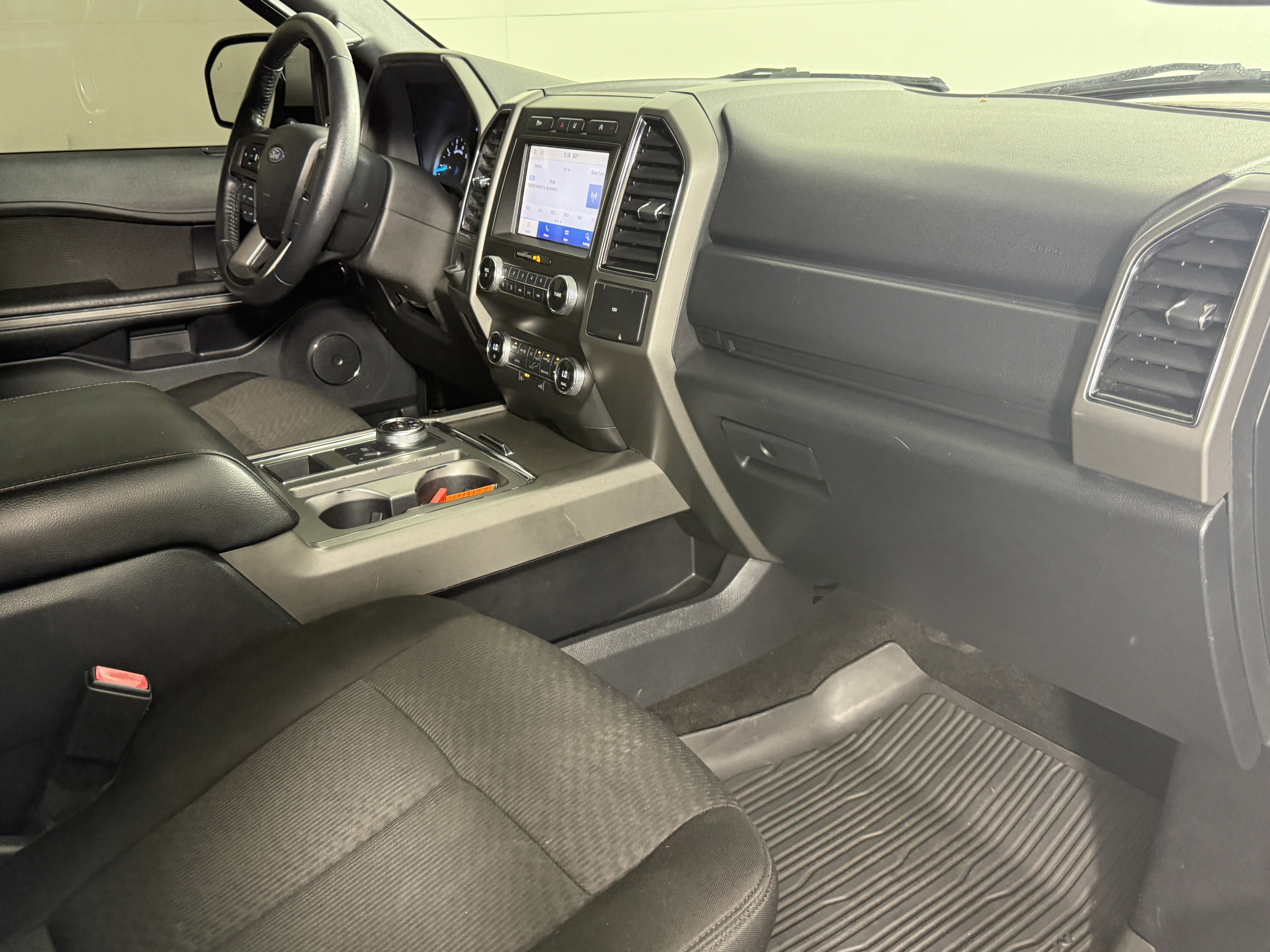 Certified 2020 Ford Expedition XLT image 9