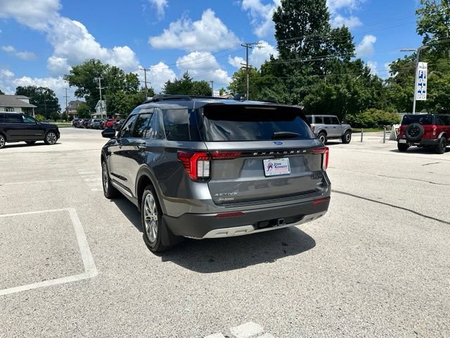 Certified 2025 Ford Explorer Active w/ Active Comfort Package AWD/4WD image 12