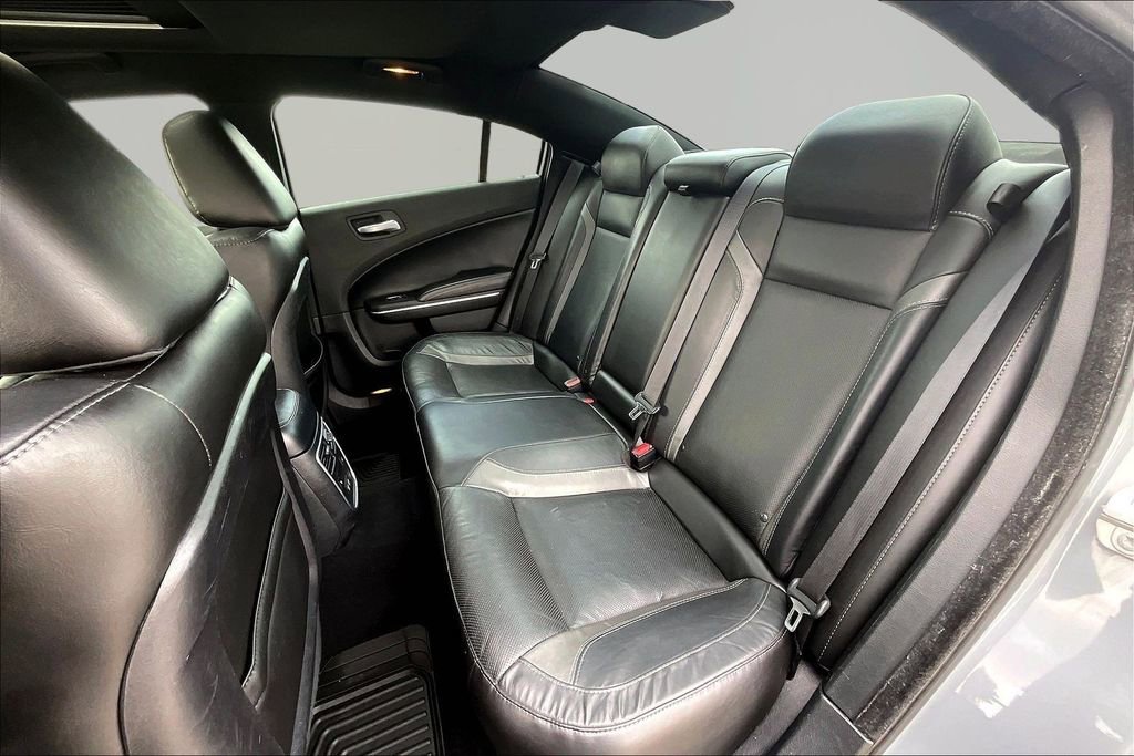 Used 2021 Dodge Charger SXT w/ Leather Interior Group RWD image 26