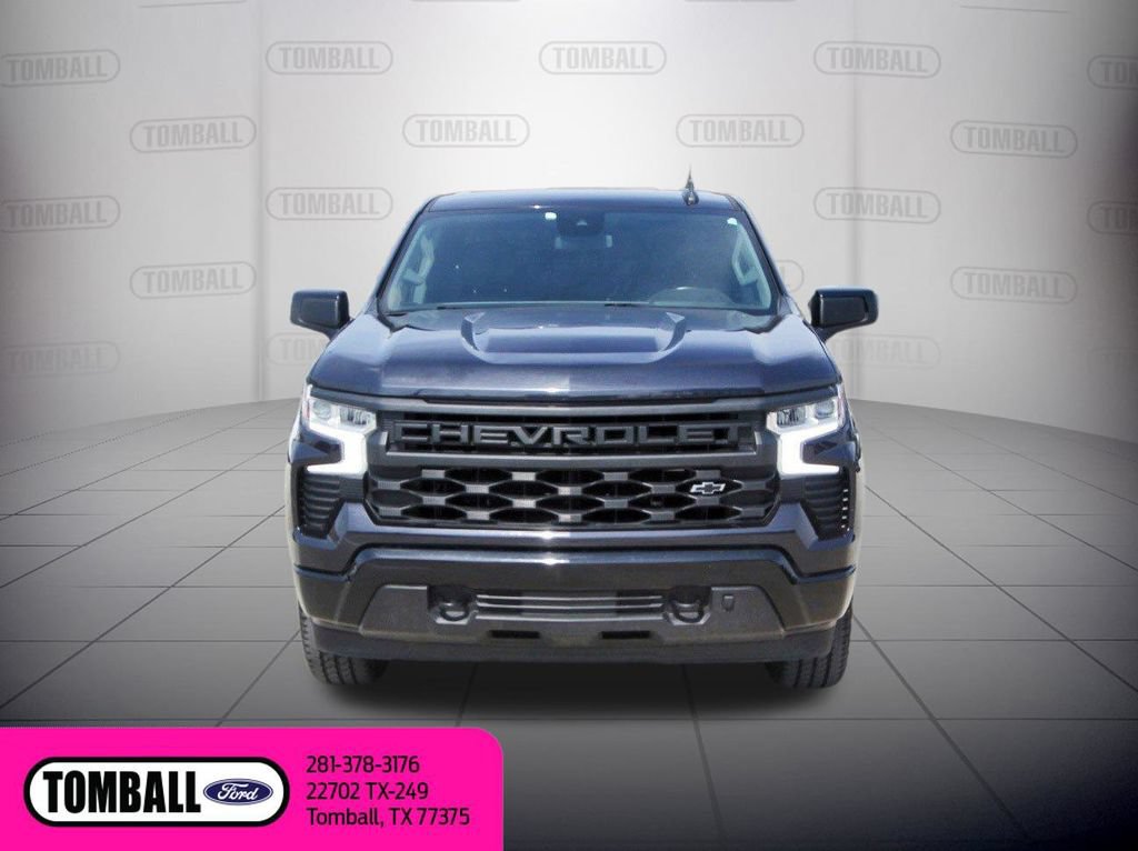 Used 2023 Chevrolet Silverado 1500 LT w/ Z71 Off-Road Package AWD/4WD image 2