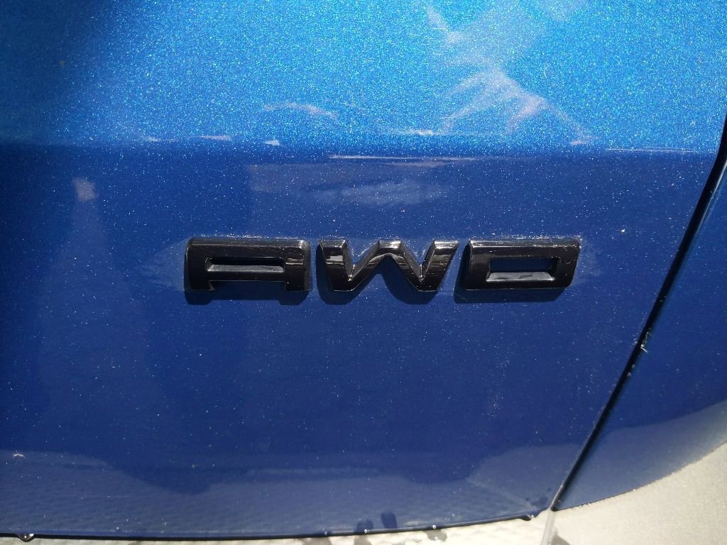 Certified 2022 Ford Escape SEL w/ SEL Stealth AWD Package image 9