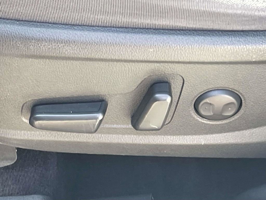 Used 2023 Hyundai Santa Fe SEL image 14