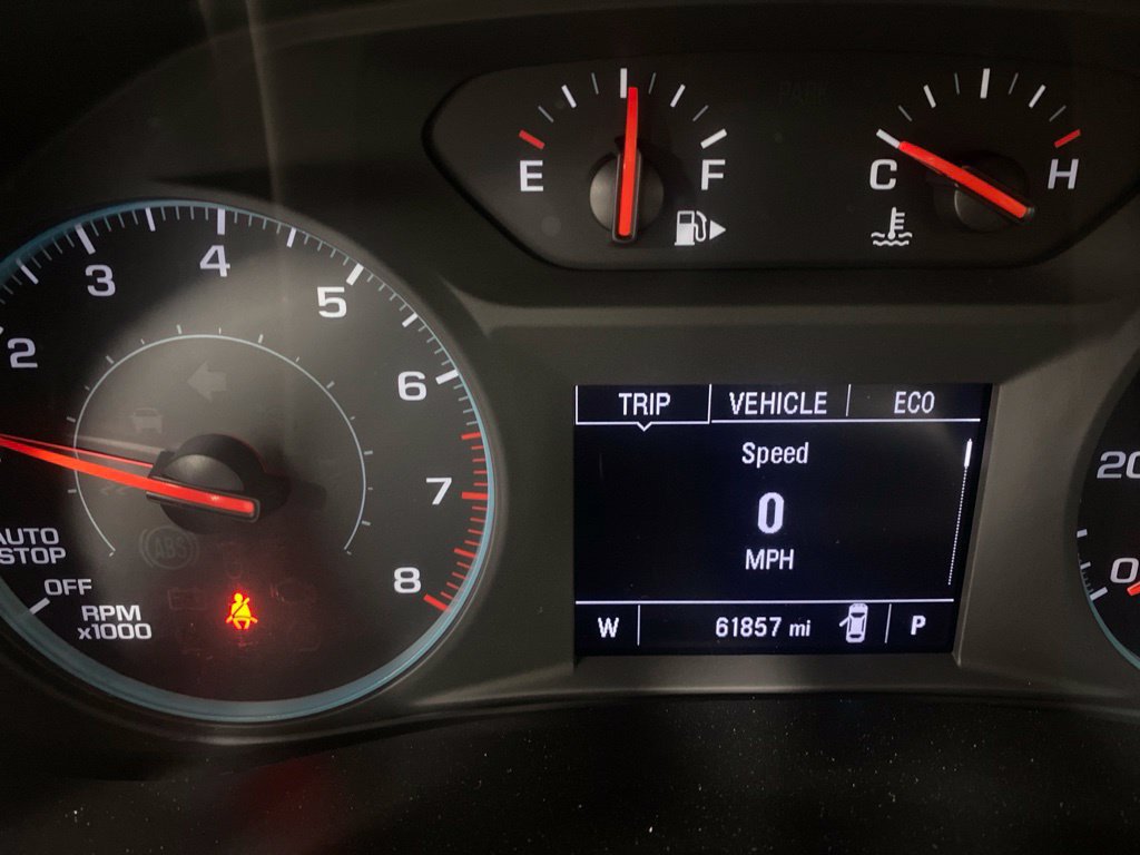 Used 2023 Chevrolet Malibu LT FWD image 2