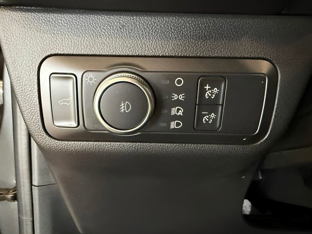 Certified 2022 Ford Escape SEL image 18