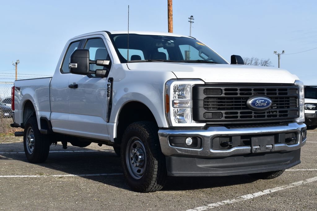 Certified 2023 Ford F250 XL w/ XL Chrome Package AWD/4WD image 3