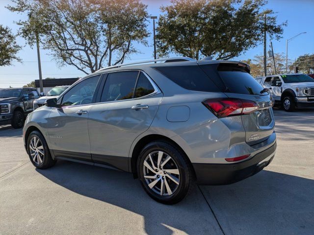 Used 2023 Chevrolet Equinox Premier image 2