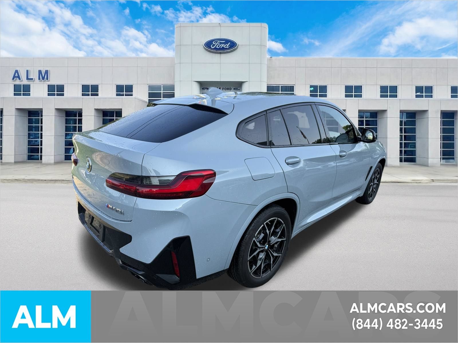 Used 2024 BMW X4 M40i AWD/4WD image 5