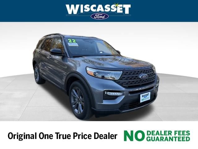 Certified 2022 Ford Explorer XLT w/ Equipment Group 202A image 24