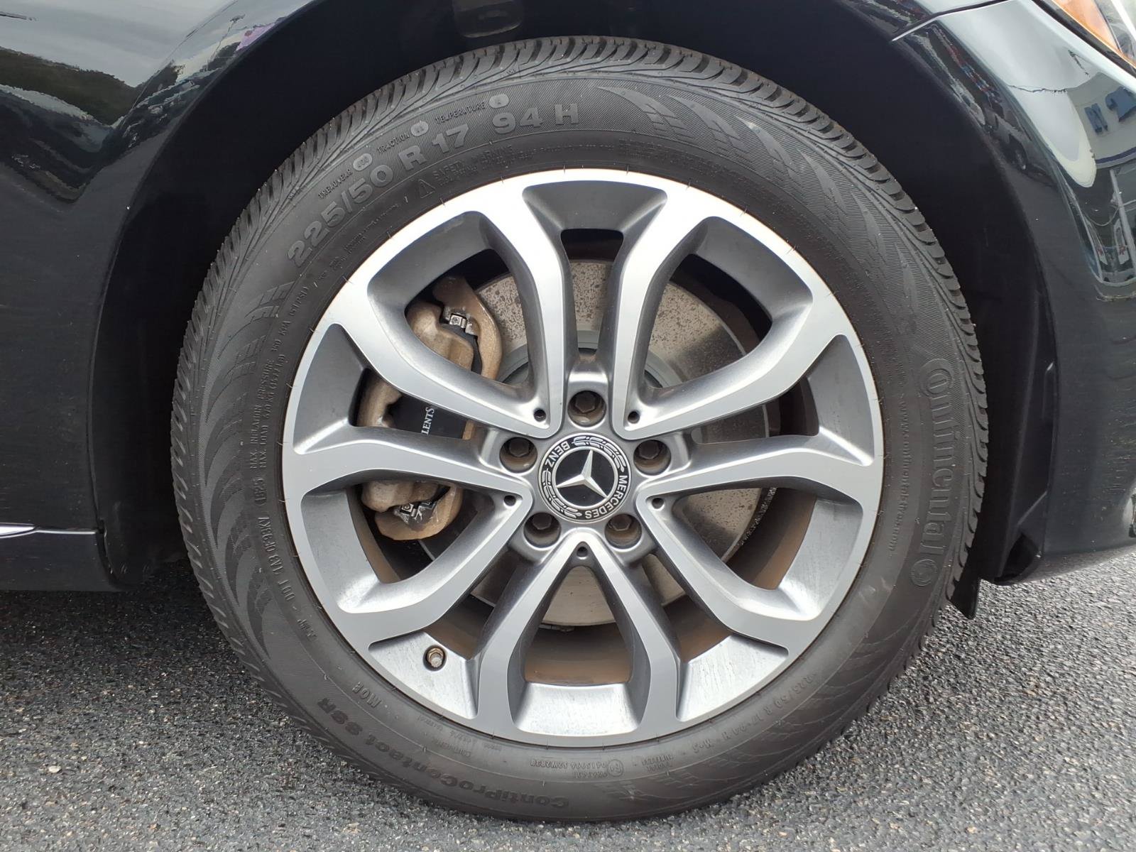 Used 2018 Mercedes-Benz C 300 4MATIC Sedan image 10