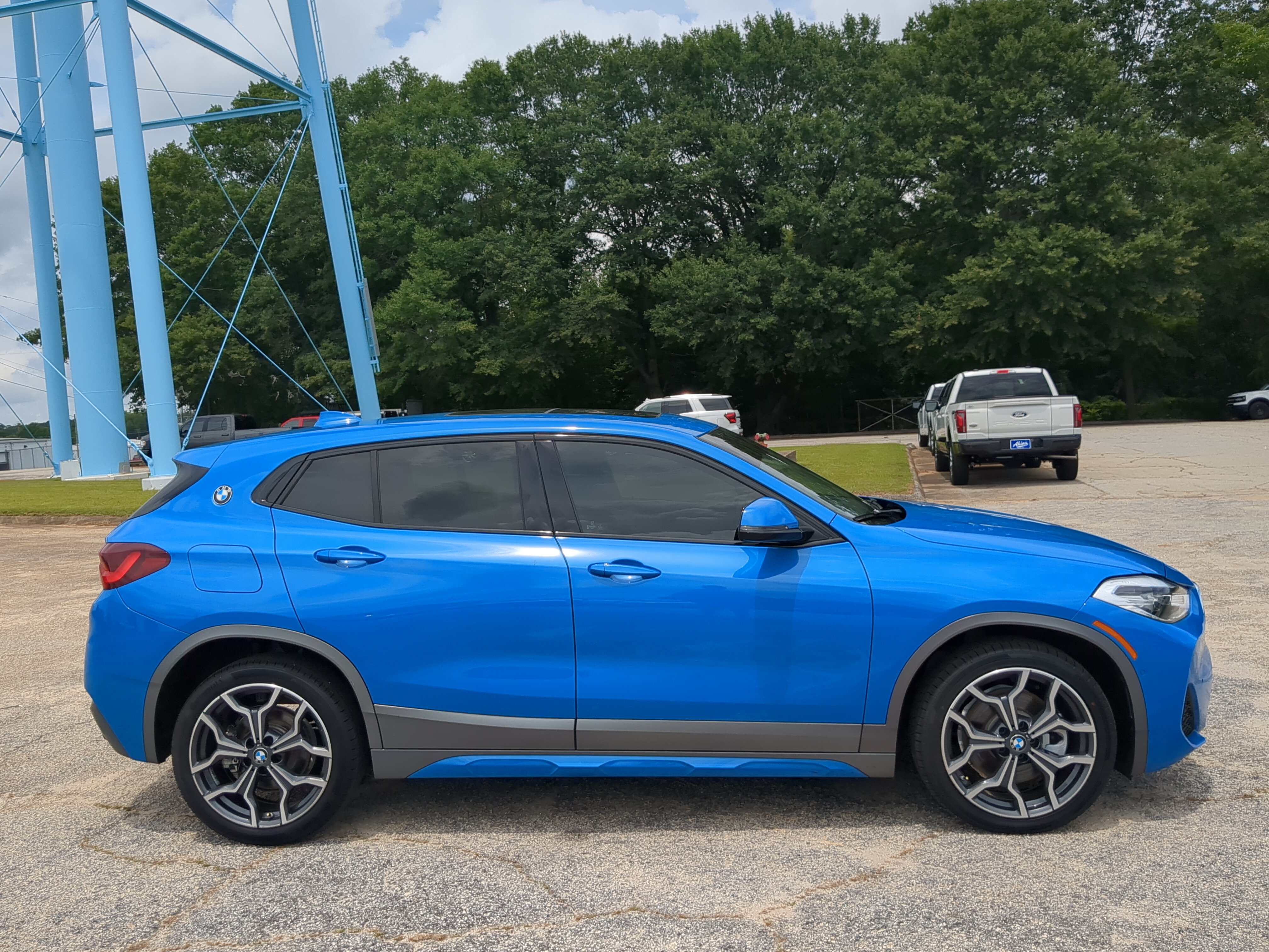Used 2022 BMW X2 sDrive28i w/ M Sport X Package FWD video 2