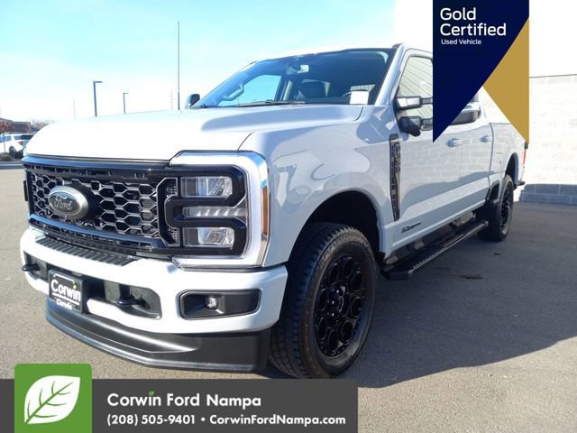 Certified 2025 Ford F350 Lariat w/ Black Appearance Package