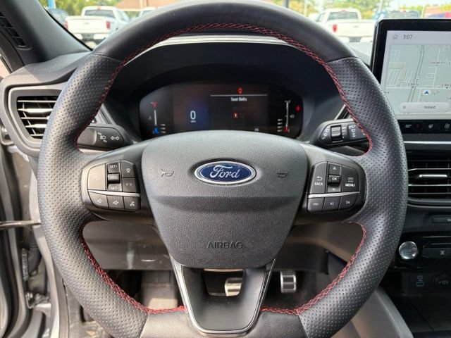 Certified 2023 Ford Escape ST-Line w/ Tech Pack #1 AWD/4WD image 15