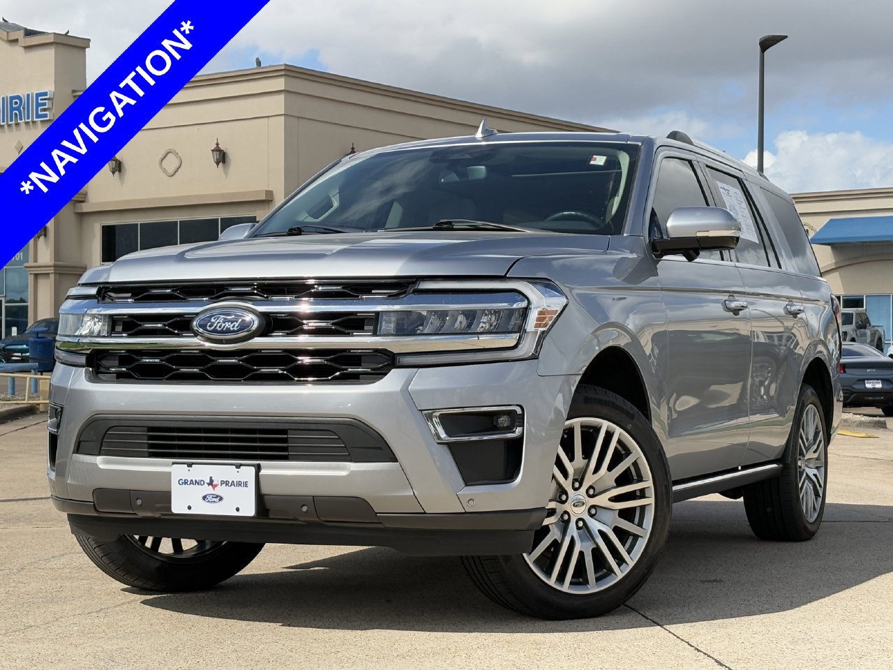 Certified 2024 Ford Expedition Limited RWD image 2
