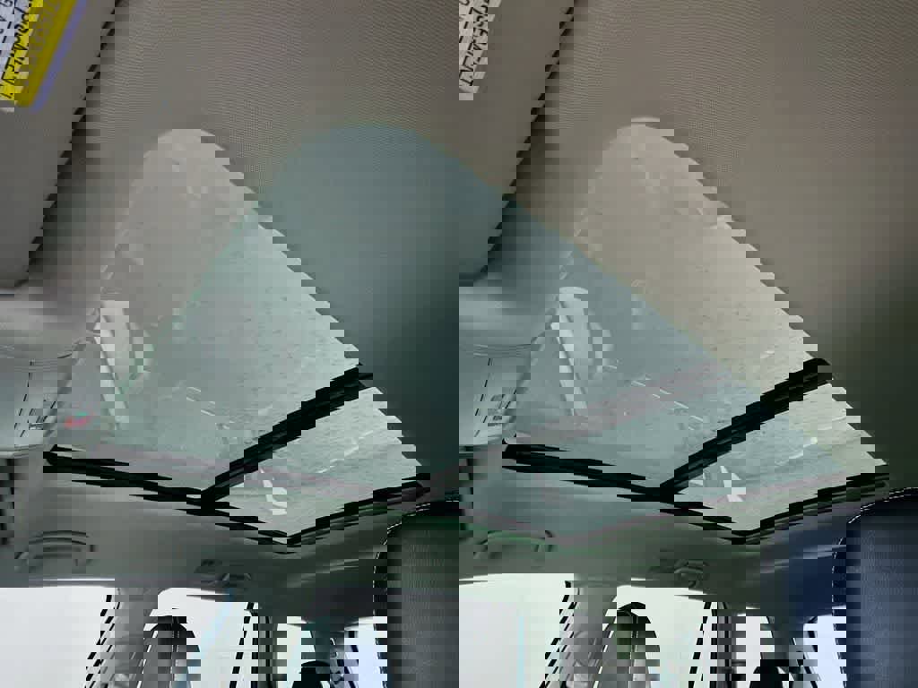 Used 2022 Volkswagen Atlas SEL Premium image 31