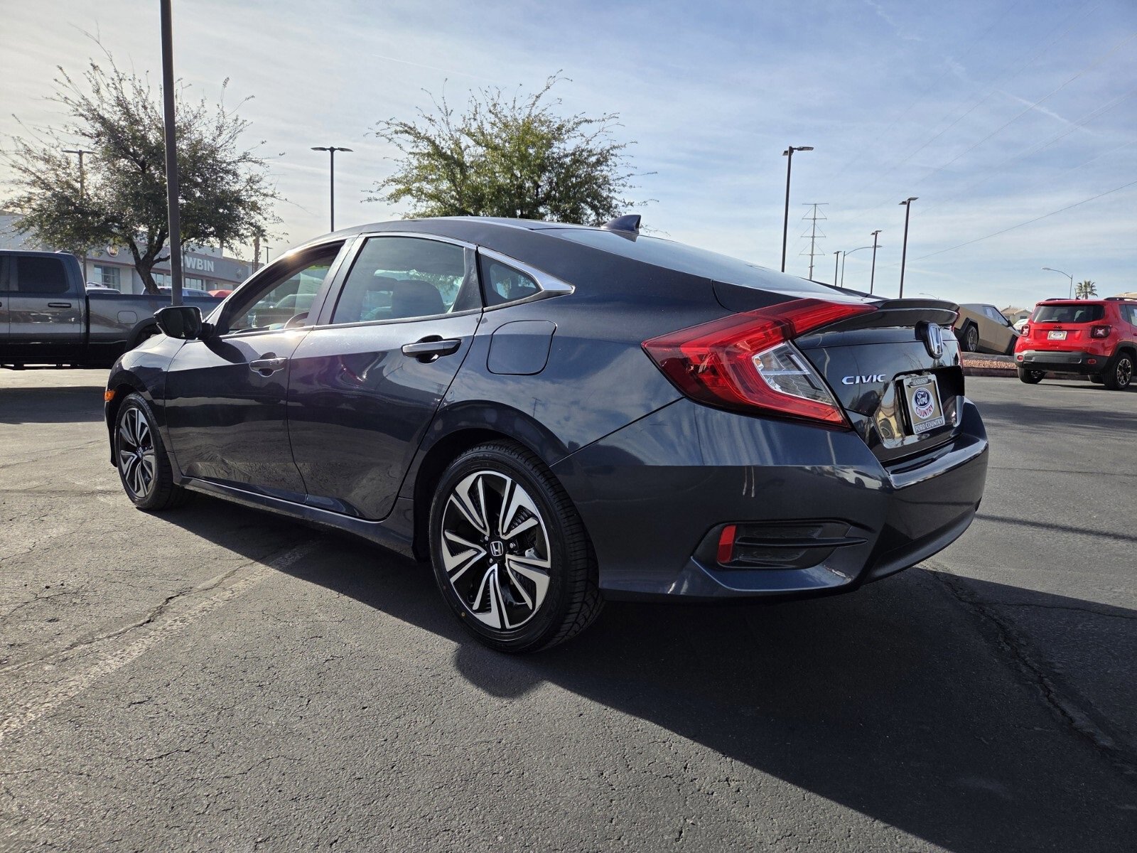 Used 2017 Honda Civic EX-L image 3