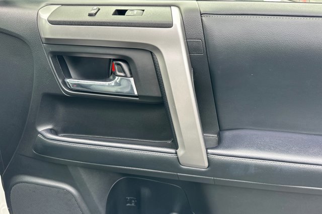 Used 2021 Toyota 4Runner SR5 Premium image 21