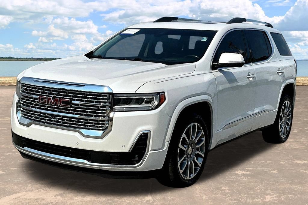 Used 2021 GMC Acadia Denali w/ Denali Technology Package FWD image 4