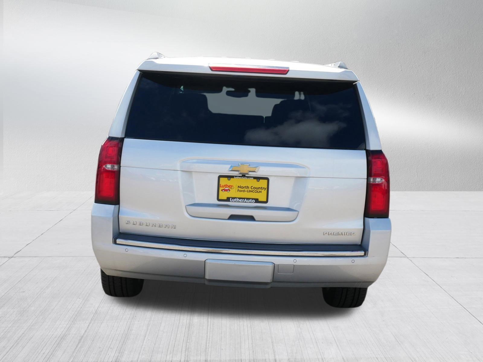 Used 2020 Chevrolet Suburban Premier AWD/4WD image 6
