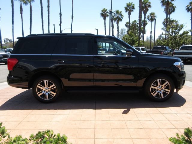 Certified 2024 Ford Expedition XLT RWD image 2
