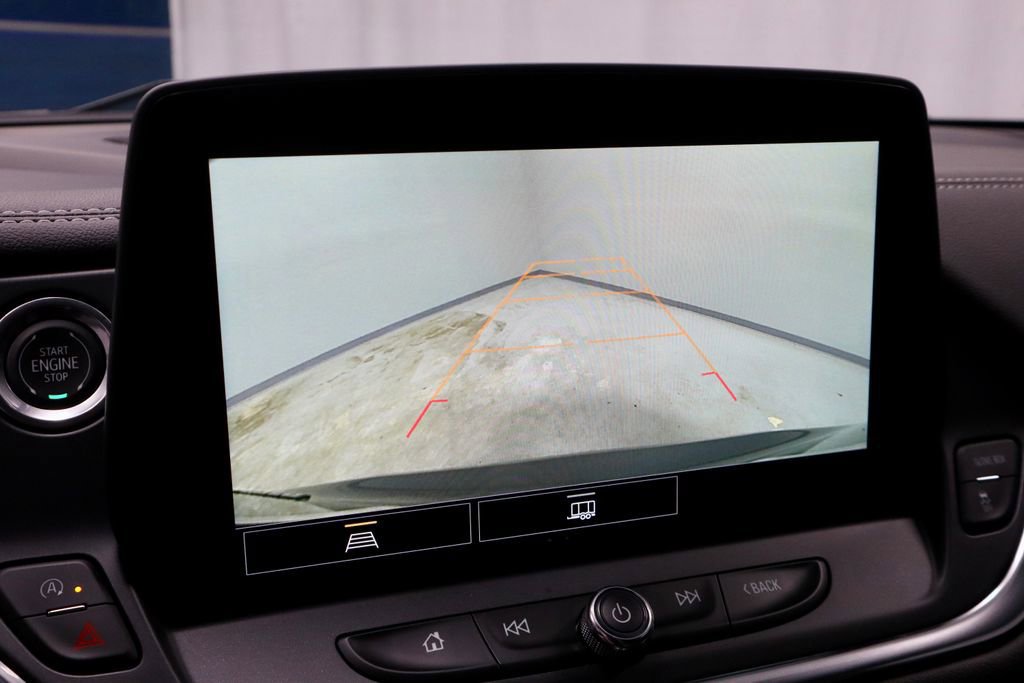 Used 2023 Chevrolet Blazer LT image 9