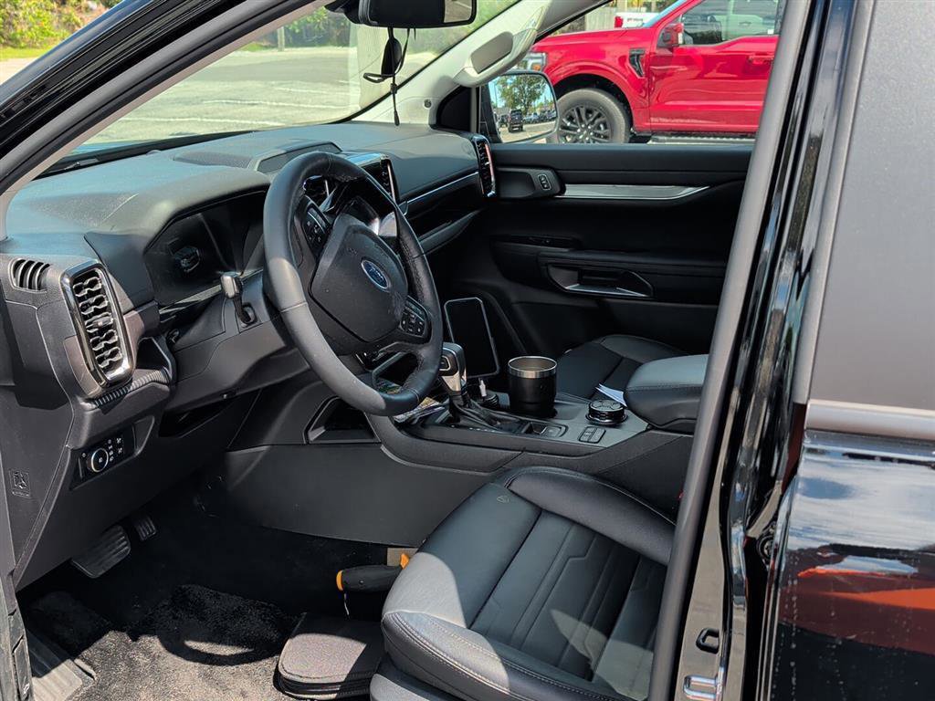 Certified 2025 Ford Ranger Lariat w/ FX4 Off-Road Package image 17