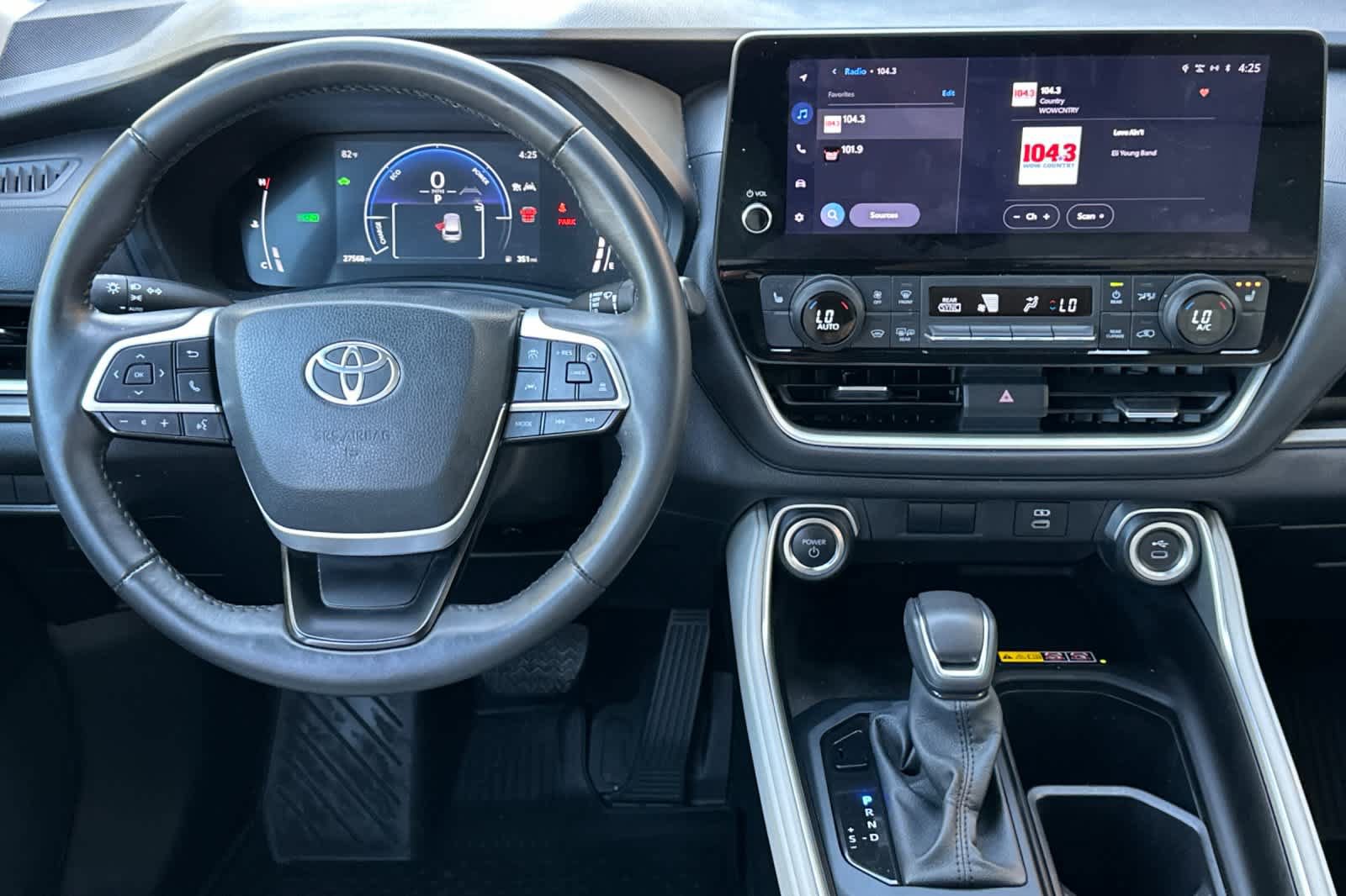 Used 2024 Toyota Grand Highlander AWD Hybrid image 14
