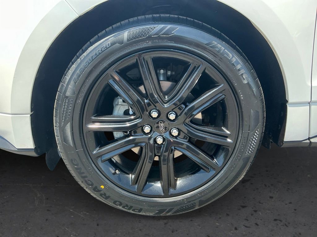 Certified 2020 Ford Edge ST-Line FWD image 13