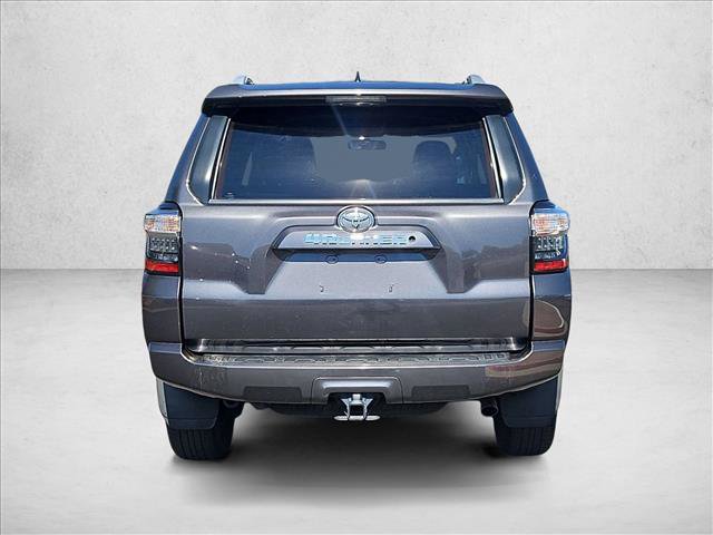 Used 2018 Toyota 4Runner SR5 AWD/4WD image 8